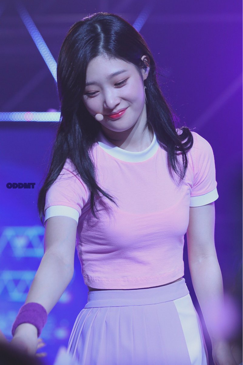 chaeyeonpics tweet picture