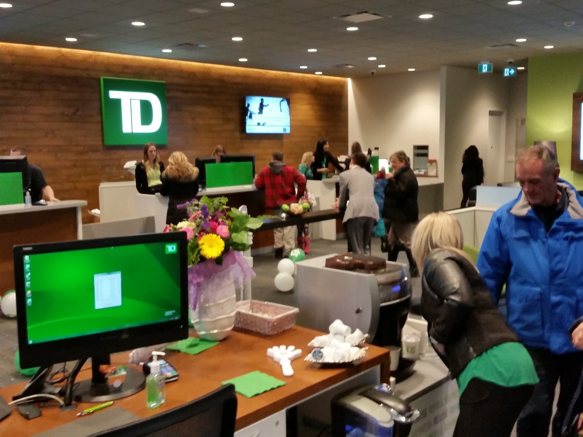 Brockville's New Signature Branch # dayone <a href="/Jbrundia/">Jessica Brundia (she/hers)</a> @JaneD_TD <a href="/kimmybologna_TD/">Kim Bologna</a> @kimmycdunn