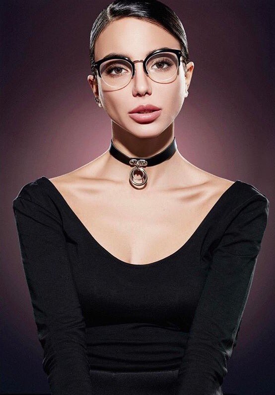 codavaccinara's tweet photo. Sorry, but she is absolutely THE BEST! 
🙌🏻👊🏻🔝💣❤#chiarabiasiXpolice 🕶👑👓@chiarabiasi @PoliceLifestyle https://t.co/hosqC3o4zj