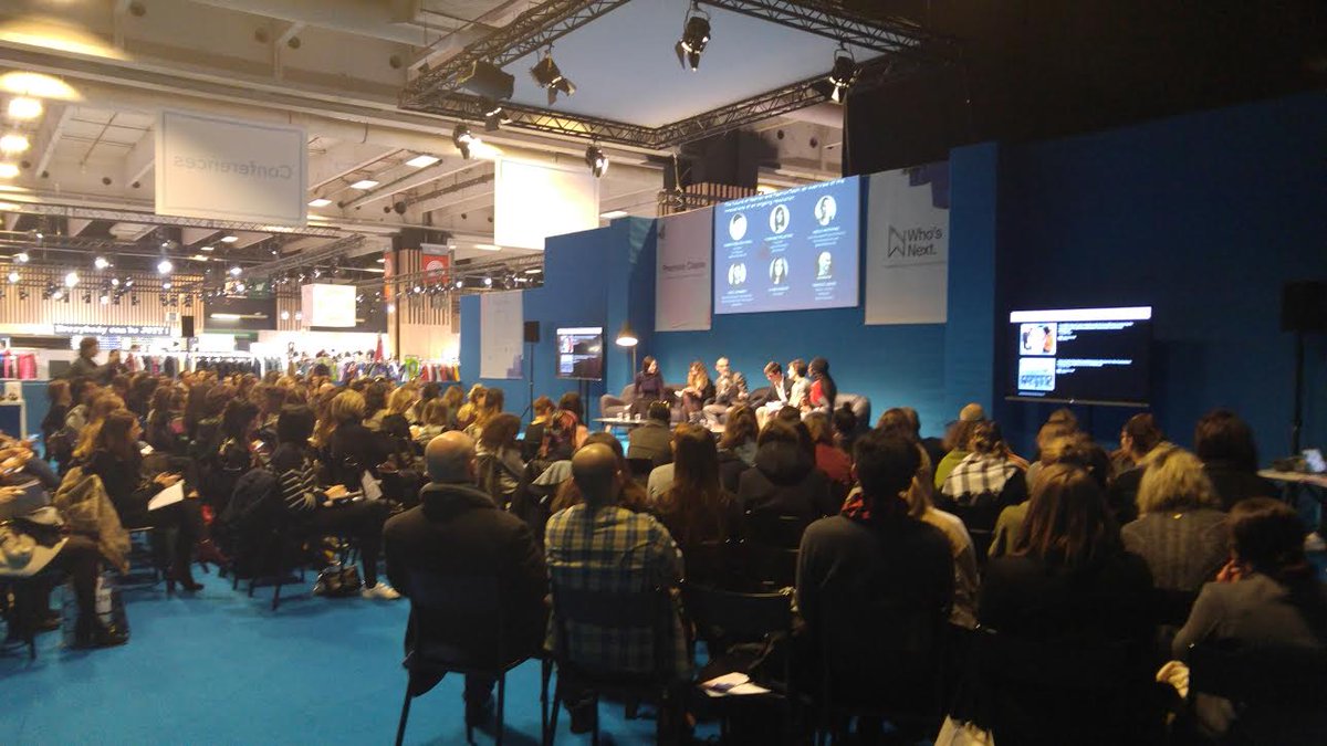 The last conference! With <a href="/asksissi/">-</a>, <a href="/AdeleWistrand/">Adele</a>, <a href="/FloraineP/">Floraine</a>, <a href="/AdrienDeslousP/">Adrien Deslous-Paoli</a> #wsn17 #WSNConf