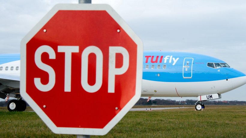abendblatt's tweet photo. Flugverkehr : Tuifly soll Passagieren aus Hamburg 700.000 Euro zahlen https://t.co/4eFCLRoj14 #New_Articles https://t.co/4sThipLOSE