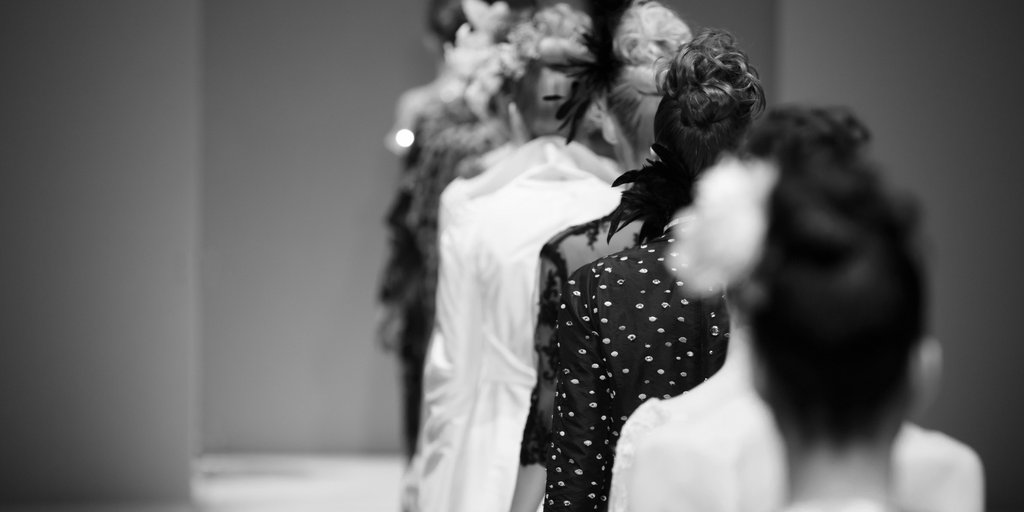 CegidGlobal's tweet photo. [Cegid Retail] Bonne #FashionWeek à tous nos clients #HauteCouture #Paris https://t.co/uw3b0KIMDe