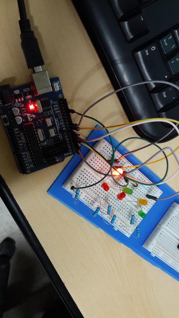 AytourHiba's tweet image. A more integrated future, right at their fingertips... #Electronics #ArduinoBoard #RoboticsClub @MakAishaSchool