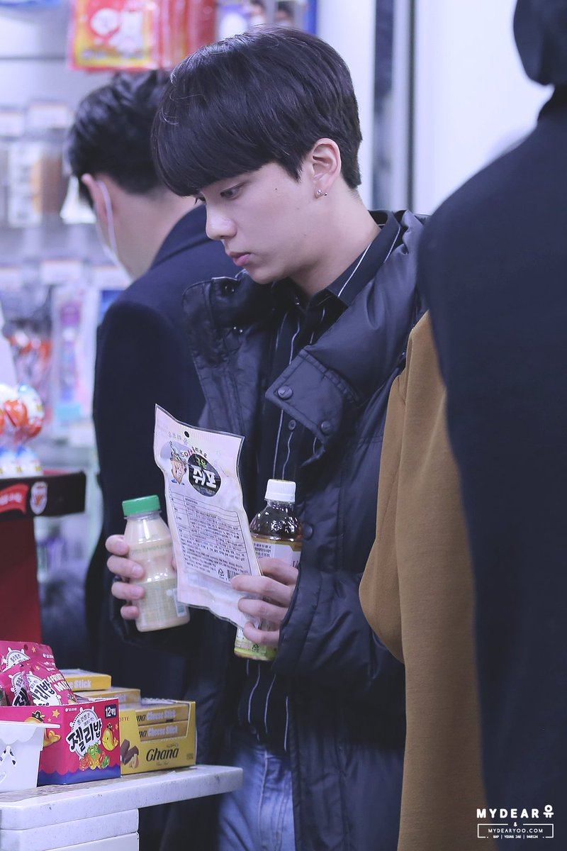 mydearyoo940124's tweet photo. 영재오빠 생일축하해용❤ https://t.co/63LAeZYUTc