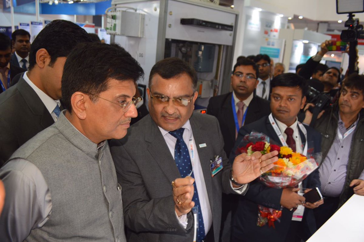 SiemensIndia's tweet photo. Mr. @PiyushGoyal witnessing demonstration of globally benchmarked products & solutions by #Siemens at #Intelect2017 #IEEMA https://t.co/zUcyv5JHtC