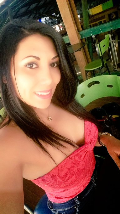 POR FIN aqu&iacute; est&aacute;n las fotos de mi gran cambio que os prometi..! Espero que me comenten....#kisspussy<a href="/tag/kisspussy"class="tags"><span>#kisspussy</span></a>