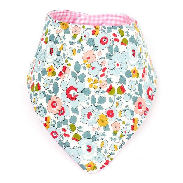 JackandJillaroo's tweet photo. As cute as cute can be, lil sweeheart Alice in our Liberty print bib ...  https://t.co/sPNhUcDkju https://t.co/nbAk6CRkcm