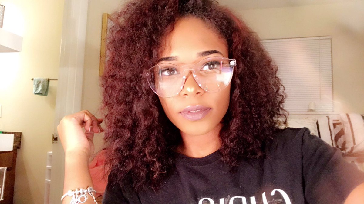 NiaShadesCo's tweet photo. New Monaé Frames | $25 | LIMITED EDITION ✨ Selling Very Fast💋 https://t.co/elg4QmaJti