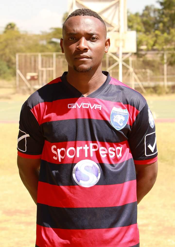 AFCLeopards's tweet photo. AFC Leopards midfielder @tololwa29  has committed his future to the club by signing a fresh one year contract extension today #Ingwe https://t.co/I6ChYlhyob