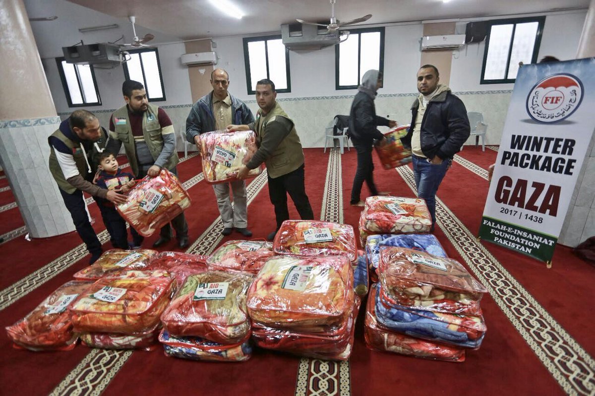 saadi4pak's tweet photo. #FIFPakistan started distribution of cloths, blankets and footwear in #Gaza.
#FIFinGaza #WinterPackage2017 #Donate https://t.co/i5Ed9HfoiZ