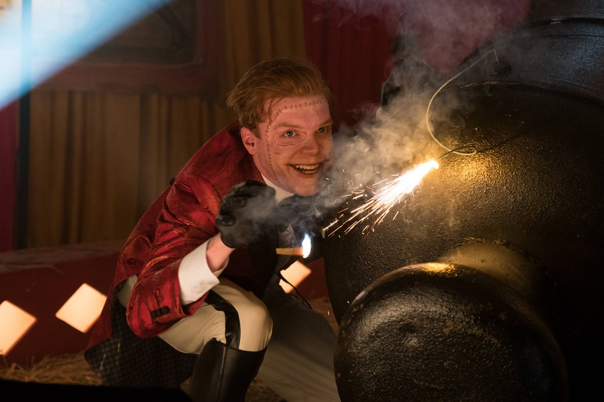 CameronMSOURCE's tweet photo. #Gotham | New pictures of Cameron as Jerome Valeska 🃏. (via @tvinsider https://t.co/9Qt1ViENOM) https://t.co/gGsWhKaEwV
