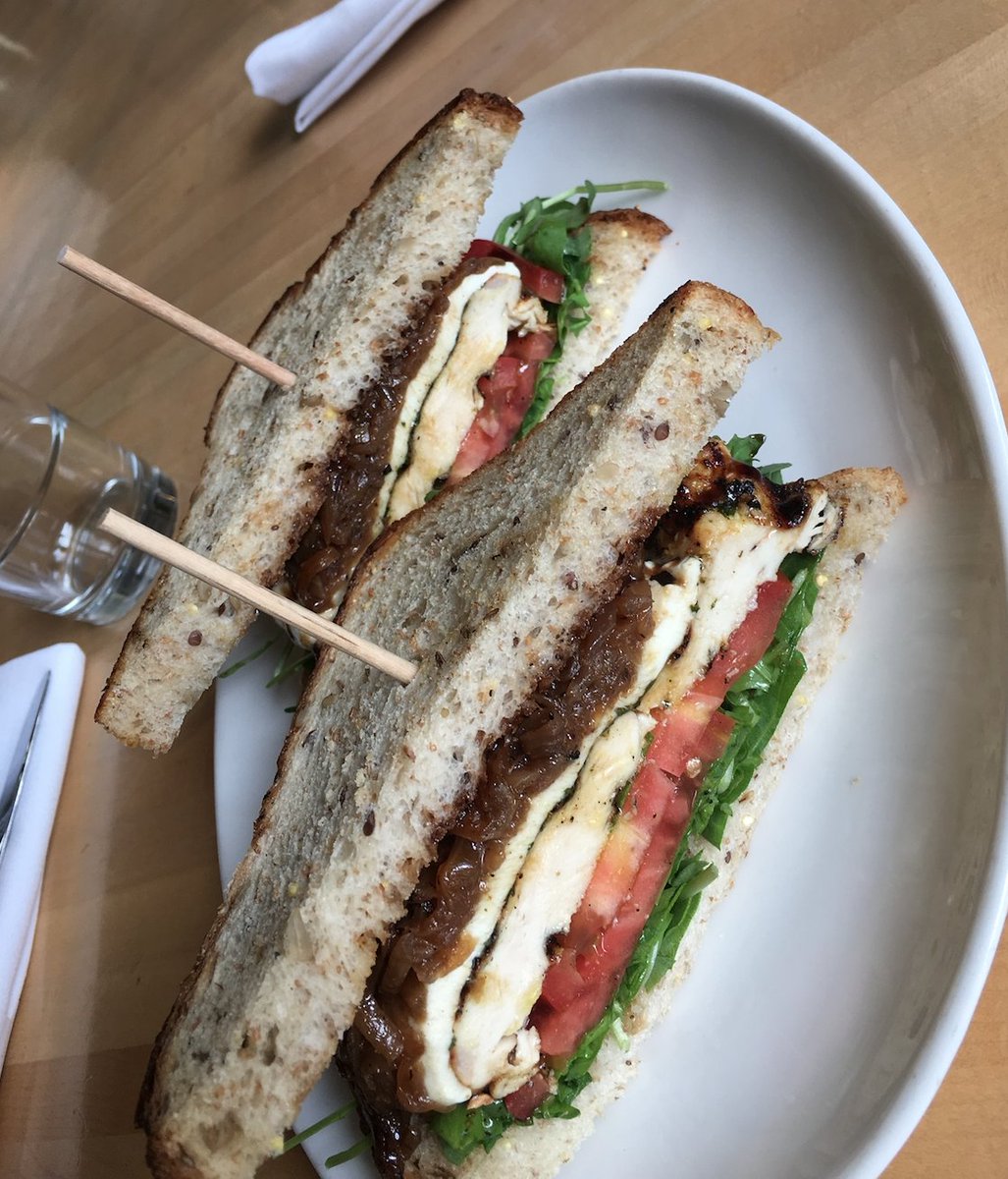 GRFarmhouse's tweet photo. Feeling hungry for the week ahead? Join us for #lunchtime at Farmhouse Kitchen! #lunching #mondaymotivation #yummy #tasty #sandwich https://t.co/i1enIvSjqb