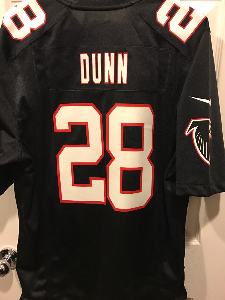 badvegas221's tweet photo. Finally get to wear my @WarrickDunn jersey in Vegas to watch the Super Bowl this year!! Go @AtlantaFalcons https://t.co/Iz8OEmPS5U