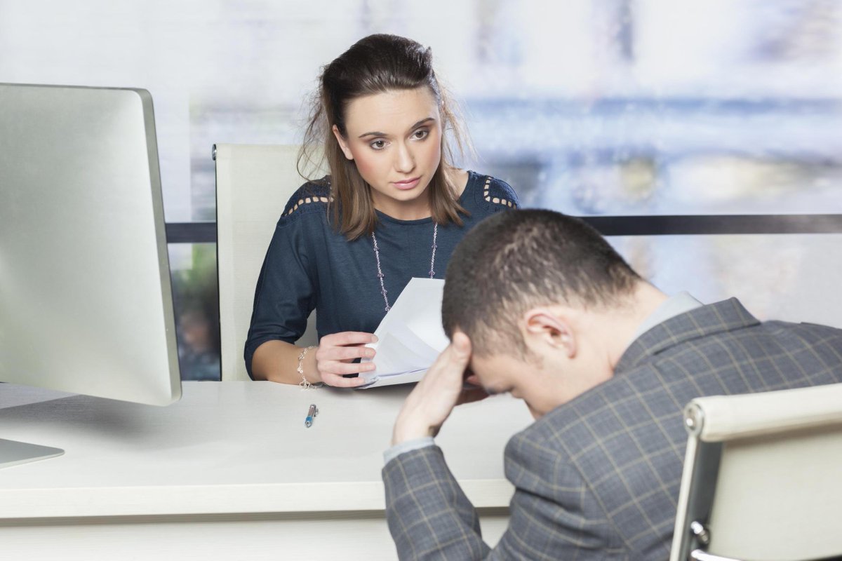 Jobjuice's tweet photo. You want to charm and impress your interviewer, not turn them off with bad behavior!  https://t.co/0d8XiNQXZm via @standardnews https://t.co/6Dk5HZCLpp