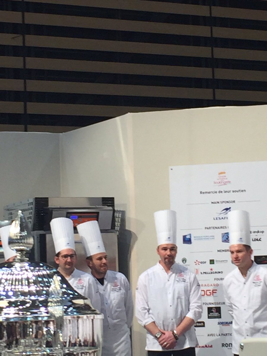 VictoriaParshin's tweet photo. @DecollogneBio -Farine Officielle de Coupe de France de la Boulangerie - remise des prix @Sirha_Lyon https://t.co/jMDh33Tt5X