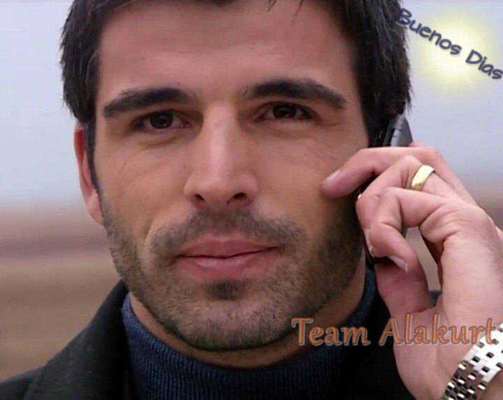 TeamAlakurt's tweet photo. Buenos Dias 🌝 
Feliz Inicio de Semana 😘
Que tengan un gran día!  #MehmetAkifAlakurt #TeamAlakurt https://t.co/wnj07gw6O0