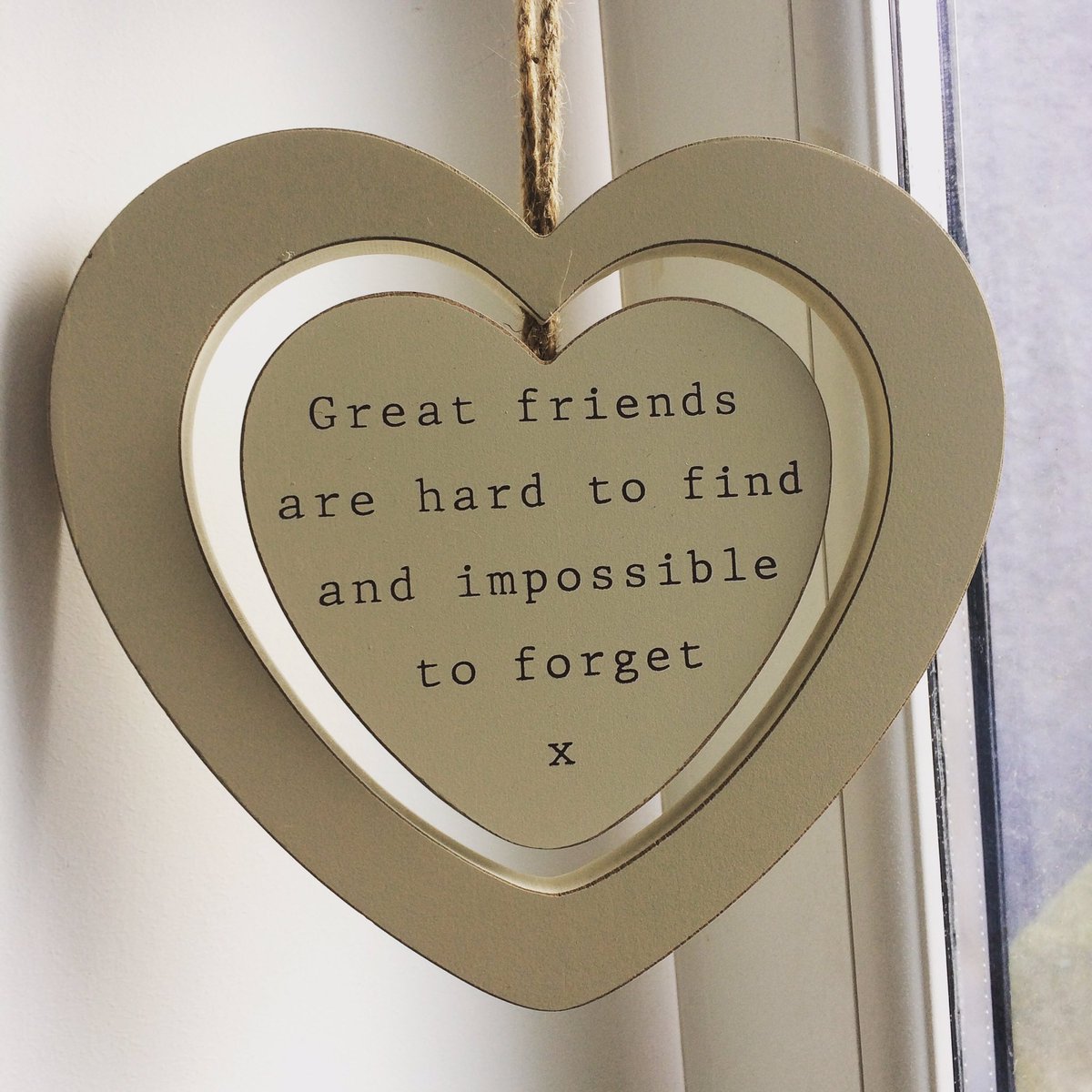 JessAllman88's tweet photo. Needing some down time but #thankful for #friends #FriendshipGoals https://t.co/A851nvgKFv