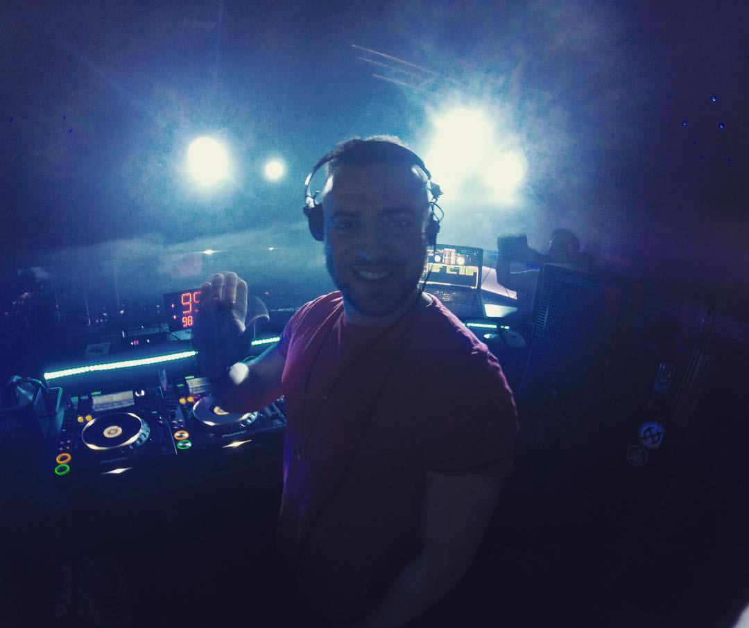 DjDiegoDelRey's tweet photo. KEEP SMILE 😁 Les prochains RDV 🔥
JEU : #LeRDC CHAMBÉRY 73
VEN : #LaNoche LONS 64
SAM : #LaNuba DANCHARIA ESP 🇪🇸
C.p. Le Mixx Vienne https://t.co/qYBaMwMJ3c