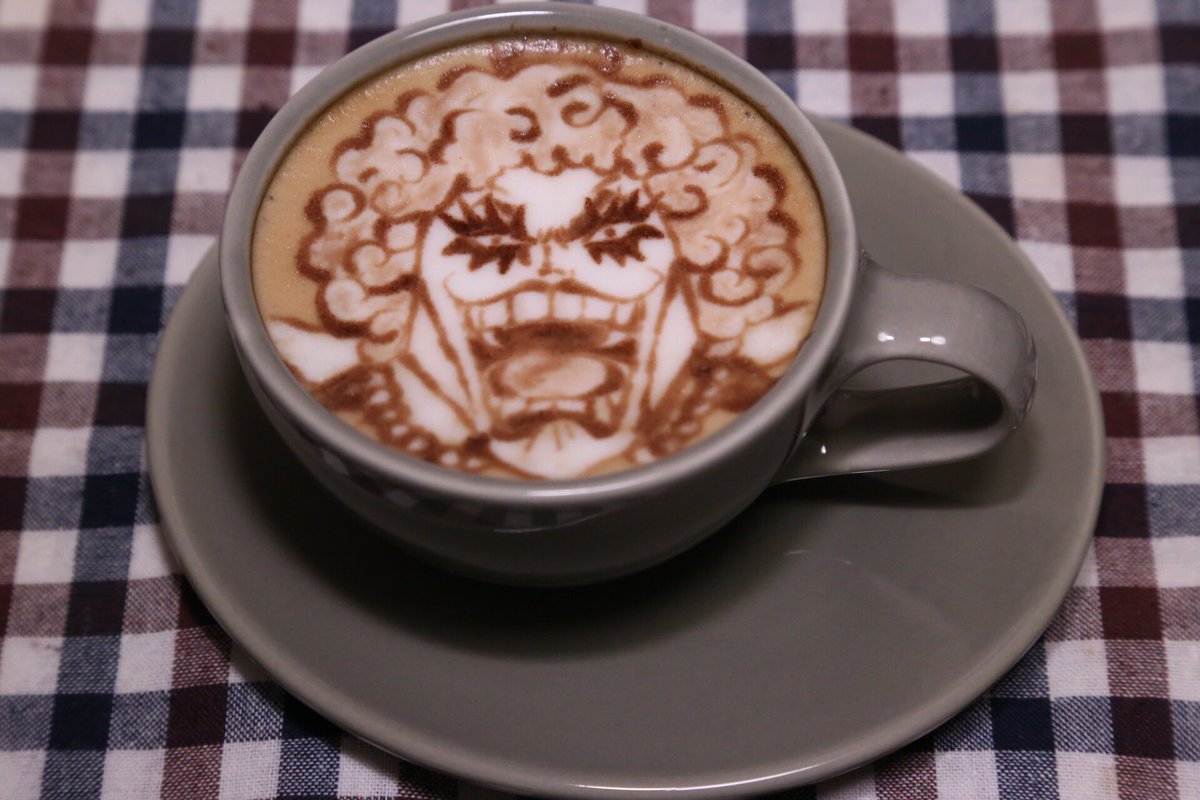 エンポリオイワンコフ بحث في تويتر