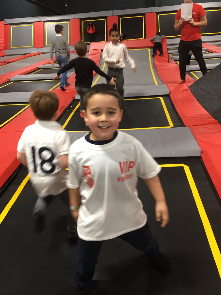 sabrina_traynor's tweet photo. #jumpevolution thank you so much Kian had a fantastic time at Jump Evolution for his birthday! https://t.co/01iwRsJ1L3