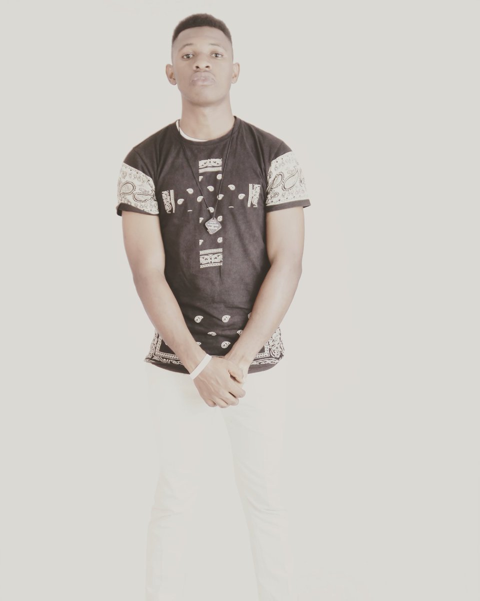 DavidIyke_'s tweet image. God I put this year 2017 in ur hands let my dreams come thru #jimlas