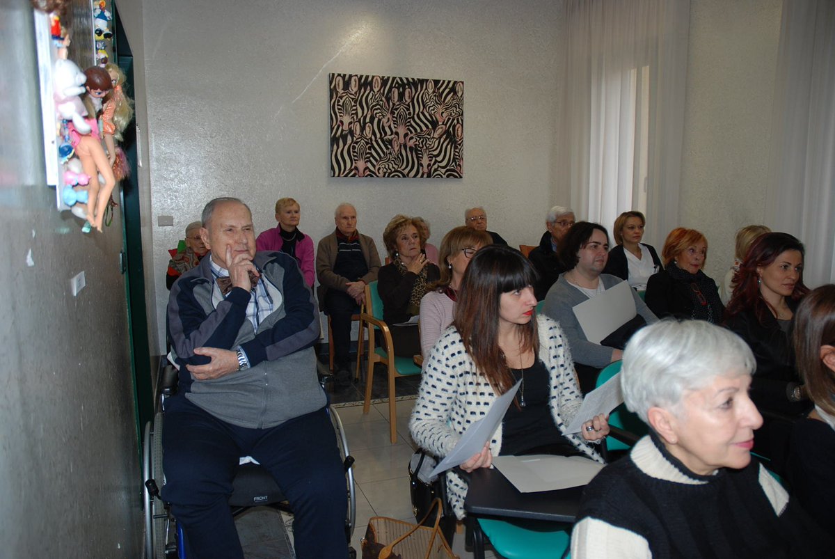 Benessere psico-cognitivo e prevenzione come carta vincente per allontanare malattie come l'alzheimer. Interessante #Convegno a Villa Giulia