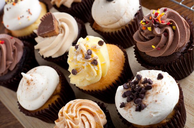 MMongooseUS's tweet photo. Love cupcakes?! Now, you can enjoy as many as you'd like on the #hicago walking #cupcake tour. https://t.co/T6URRgcTFa https://t.co/TkXOZwoHVy