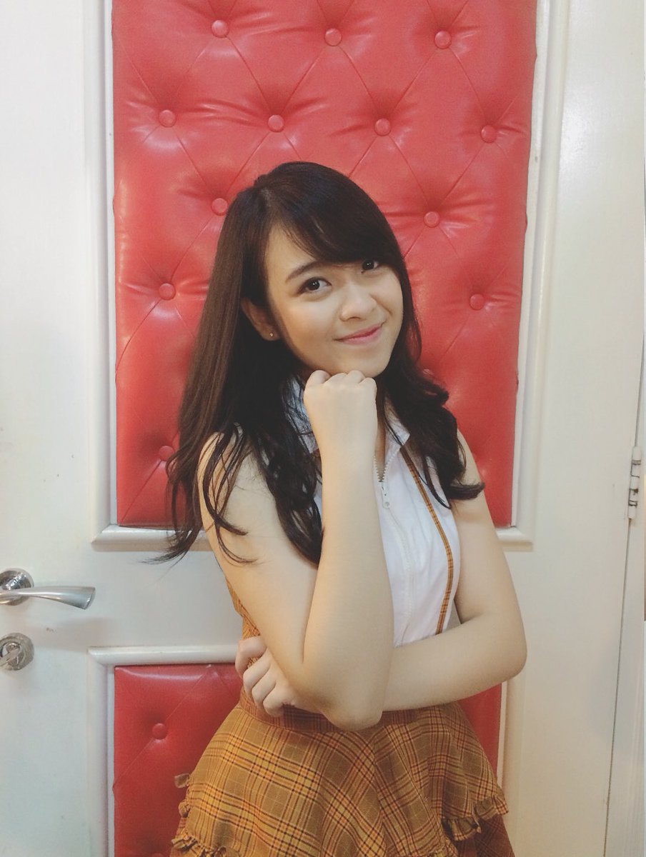 anindthrc's tweet photo. Sampai bertemu besok yaaa^^ https://t.co/PNJZgHWyiR