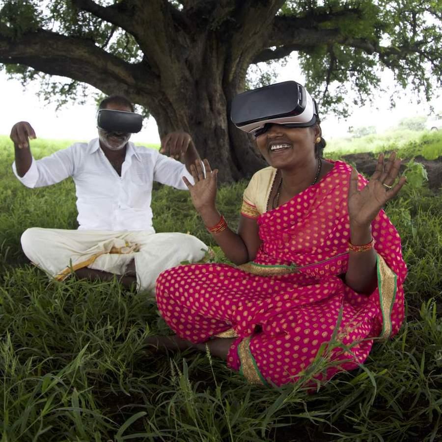 Come see our first 9 VRFG films, incl. <a href="/JayishaPatel/">XCy</a>'s “Notes to My Father”. 1/24-26 #OculusHouse at #Sundance. ocul.us/2iWbsz9