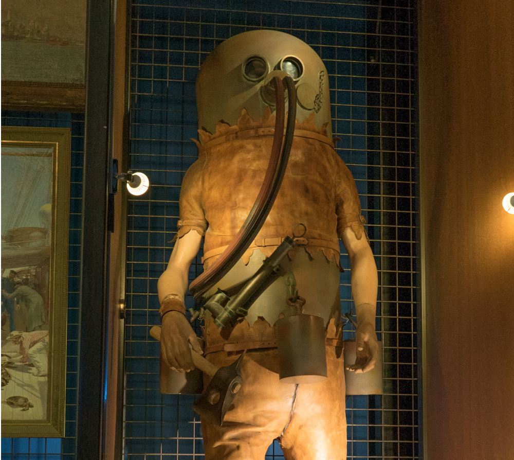 shakebiz's tweet photo. Ravis de plonger dans les coulisses du plus grand cabinet de curiosités du monde marin @OceanoMonaco 🐙🐠⛵
#ExperienceInteractive #oceanomania https://t.co/NYai3jB0M7