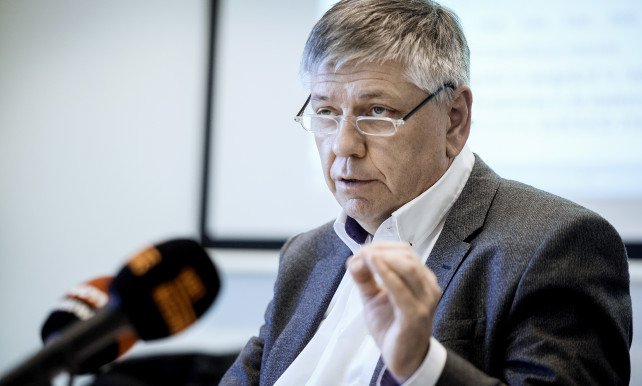 Een daling van 0,9 procent, al dan niet significant, gaat de goede kant uit! #Kinderarmoede #StrevenNaarMeer ht.ly/HH18308fMtT