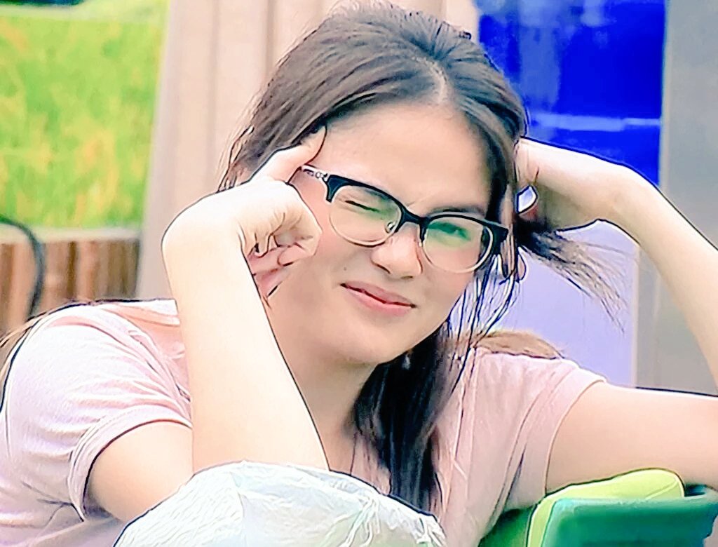 annemorgado1's tweet photo. Ang cute mo maam 

MCLISSE HappyEverAfter https://t.co/0CxSzygtDR