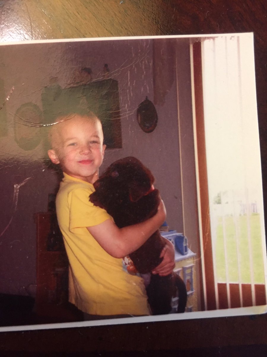 7tommy_boy7's tweet photo. I know you went last night but I just hope you Rest In Peace buddy. I would've taken 1,000 bullets for you. Love you Briar! https://t.co/djuVs73mYy