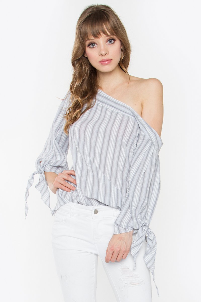 Cashique2's tweet photo. HOT &amp; COLD FLASHES OF SPRING FEVER!- Courtesy of Cashique.  Get your frills &amp; chills on with us! SHOP NOW! https://t.co/spHWnqnADf #fashion https://t.co/y20AueWnl2