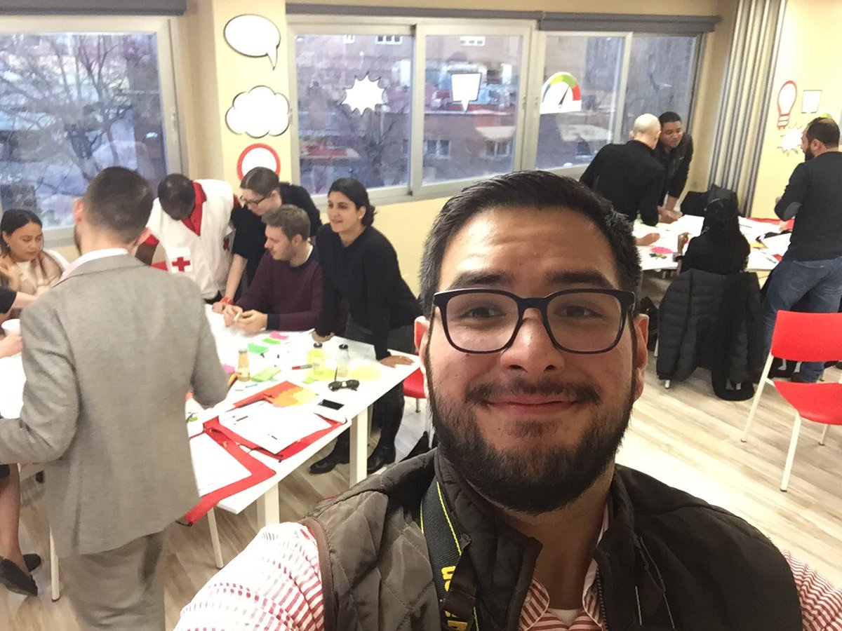 CarlosAlvarezIF's tweet photo. Awesome kickoff meeting of the #IFRCGIA featuring #CruzRojaEsp @Ishaunhaze  @JDuffuor https://t.co/1riWeCBjTn