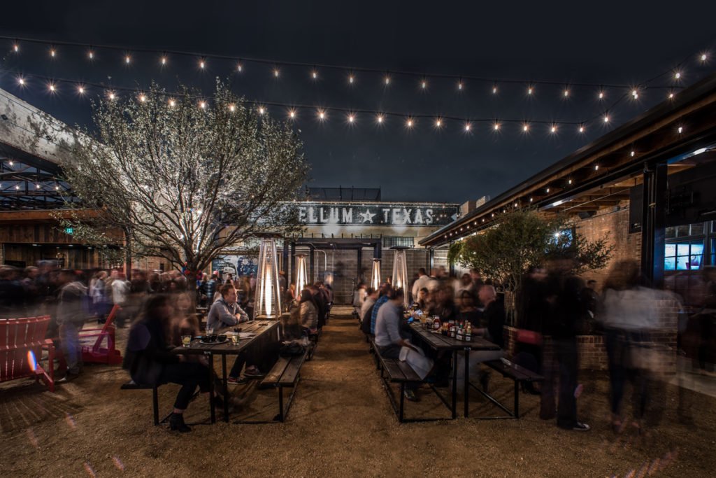 DSideDish's tweet photo. These are the best bars in Dallas https://t.co/S1b3D7lLxf https://t.co/dNKHKzN2wh