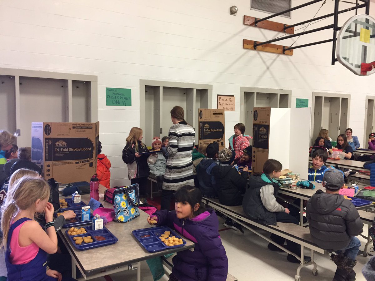 FRELevi's tweet photo. We are having a segregated lunch. https://t.co/CqopQbl4wC
