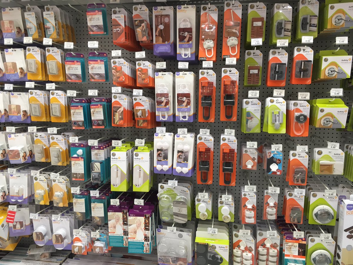 timothyscsmith's tweet image. I am comforted by all child safety products. I'm only one with a pesky kid... #dadlife