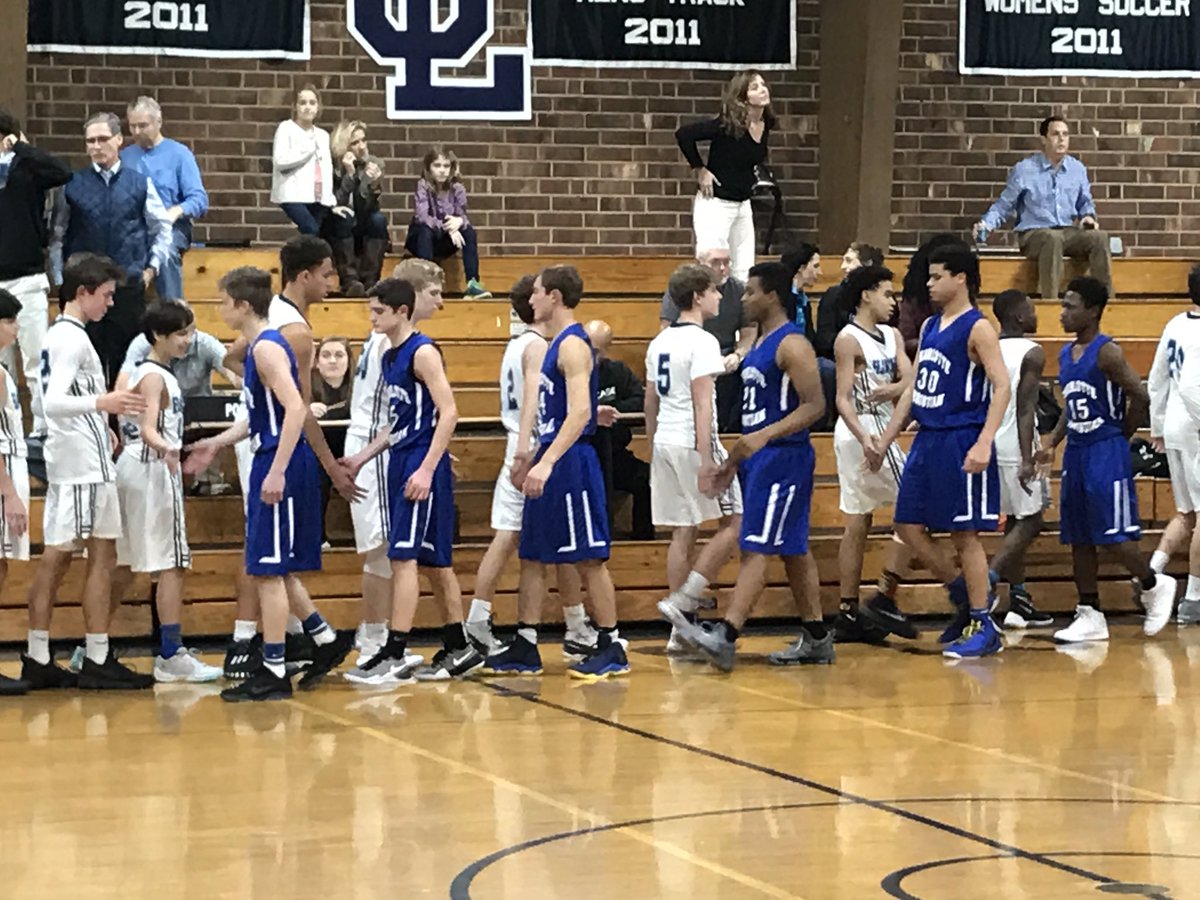 CharlotteLatin's tweet photo. 8th grade boys get the win! #CongratsHawks https://t.co/TfryUmazRu