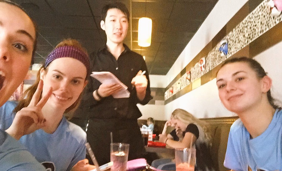 jotec12's tweet photo. Happy freaking birthday  @Elizabeth_Orf !!! Love u sm u stud, see u tn at vb🙃🎁🎉💙💛 https://t.co/CG1FtZKemx