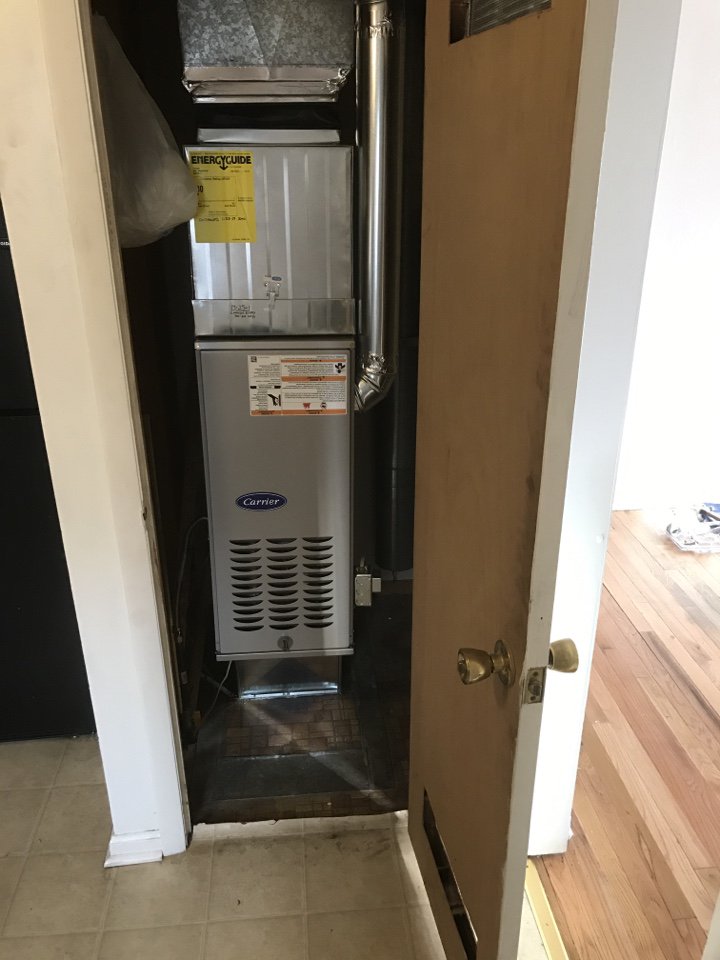 IMSheating_air's tweet photo. Installing a Carrier STA furnace in a home that the original furnace had been shut ... https://t.co/U3N73PYbc8 https://t.co/HEvlPvC5H2