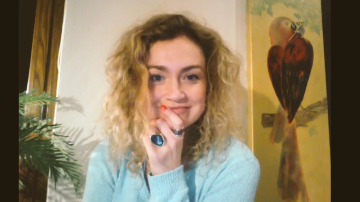 Emisión en directo de #cuadernodeemociones #resumen de #LETICIA y #LOLA y avance del próximo #lunes2030H #IRINA: youtu.be/HPy_DH2SH7M