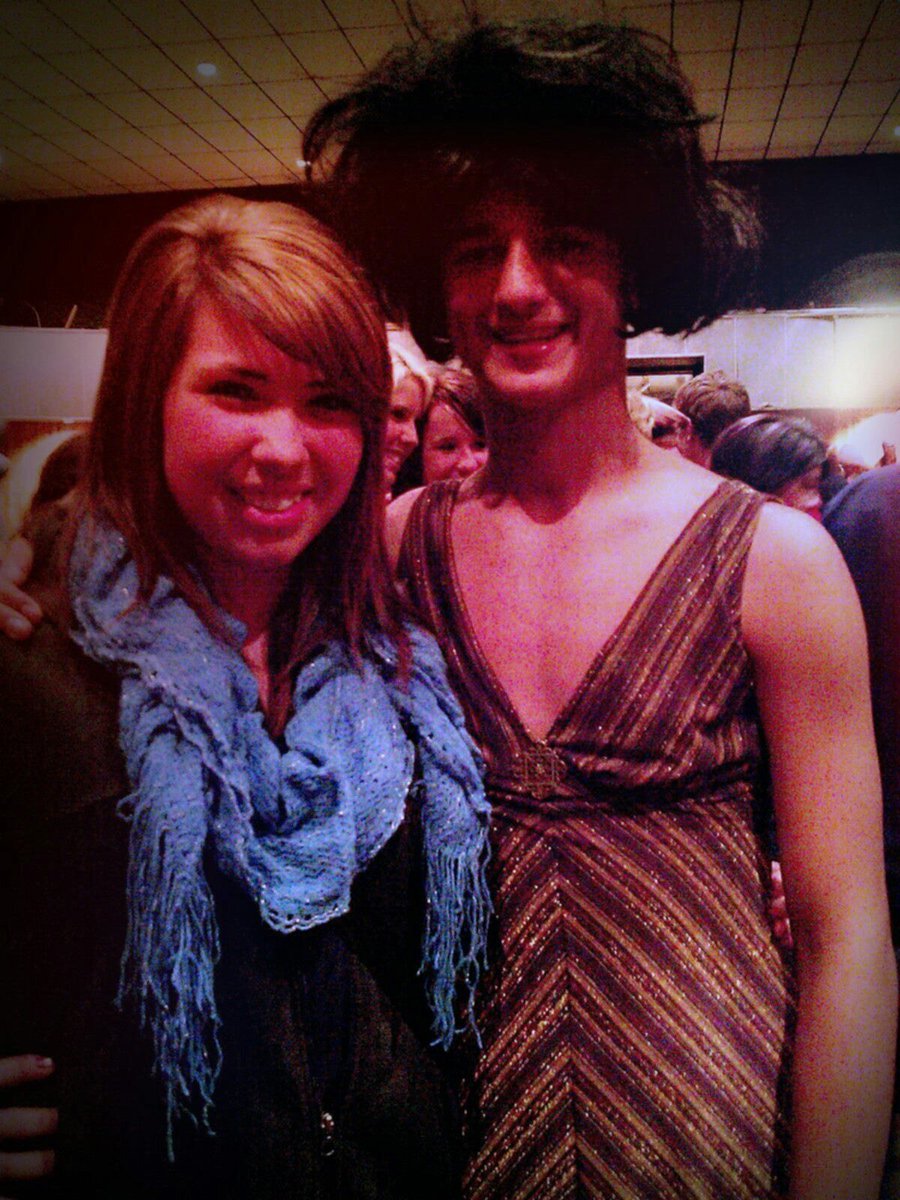 _lnsnyder's tweet photo. @budwig_ remember when you were the hottest Bitch  around https://t.co/OaInO9IXlz