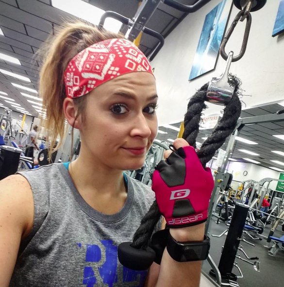 dgearog's tweet photo. Free Glove Giveaway.  Visit our Instagram to enter to win. We are giving away an extra small pair of women's gloves.  #ocr #mudrun #giveaway https://t.co/83cpx5hXG9