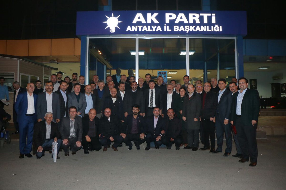 Büyükşehir Belediye Başkanımız <a href="/menderesturel/">Menderes Türel</a> 'in de katılımı ile İl Yönetim Kurulu toplantımızı gerçekleştirdik.