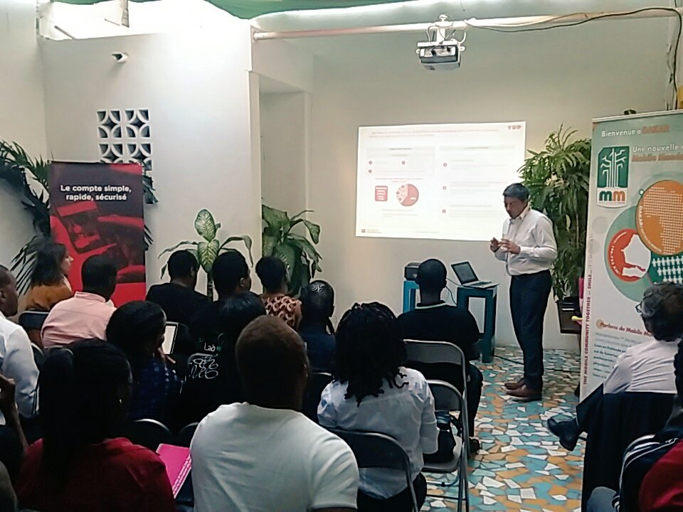 SG_labinno's tweet photo. YUP est une réponse pour la prise en compte des populations non bancarisées ou mal bancarisées en #Afrique ! #wallet #BanqueAlternative https://t.co/NqJ1GxkypH