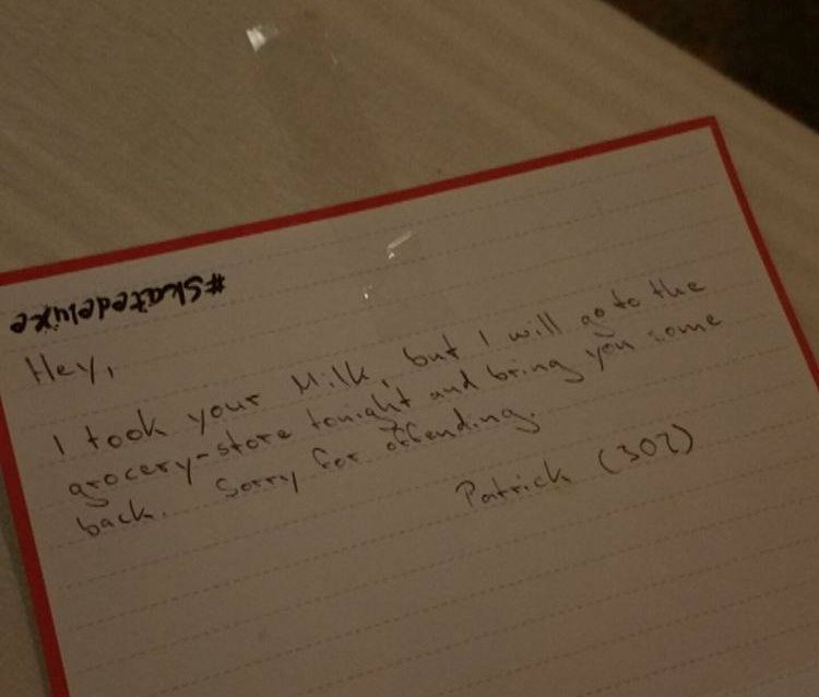 rachel27adams's tweet photo. A boy stole my milk but left this... #sorryforoffending https://t.co/2Hah0aLe7w