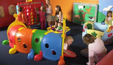 milkywaydevon's tweet photo. Too chilly to play outside? Come take advantage of #NorthDevons premier & largest indoor play zone! https://t.co/sVIjYz76IK https://t.co/ajHi5Jru1x