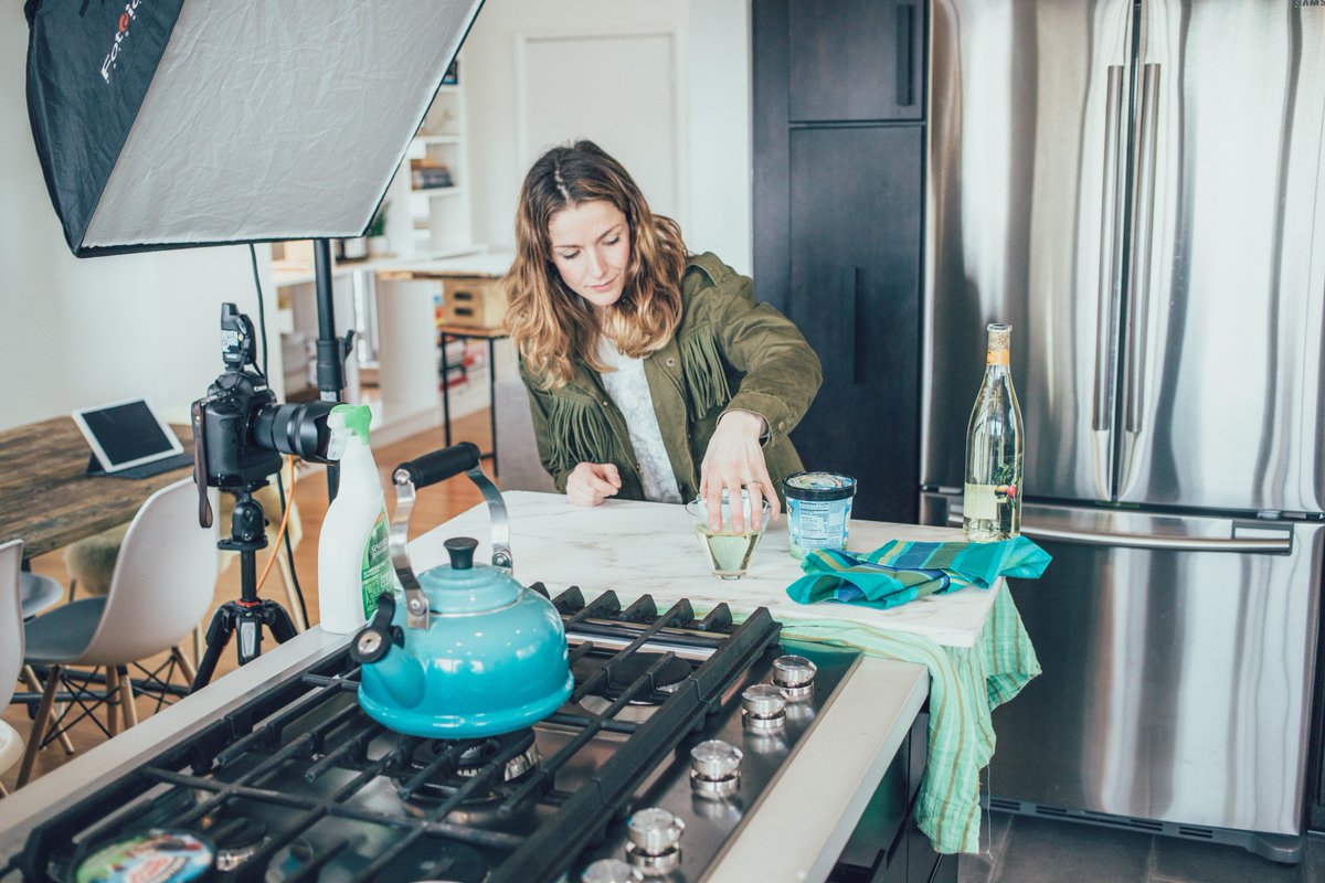 A behind the scenes look from our shoot last week! #BehindtheScenes #foodstyle