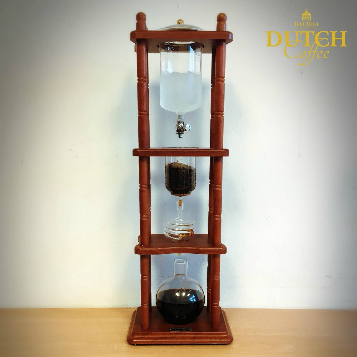 BataviaColdDrip's tweet photo. Did you know it takes three to twelve hour to brew Dutch Coffee? You can get your own Dutch Coffee Maker on https://t.co/LA5tb0jF8L! https://t.co/I1hmvKm6DW